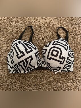 PINK Victoria's Secret Gray & Black Logo Push-Up Bra